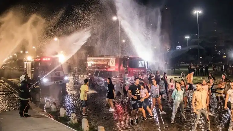 La película de Salta 2141 emocionó a todos en el paso previo al estreno