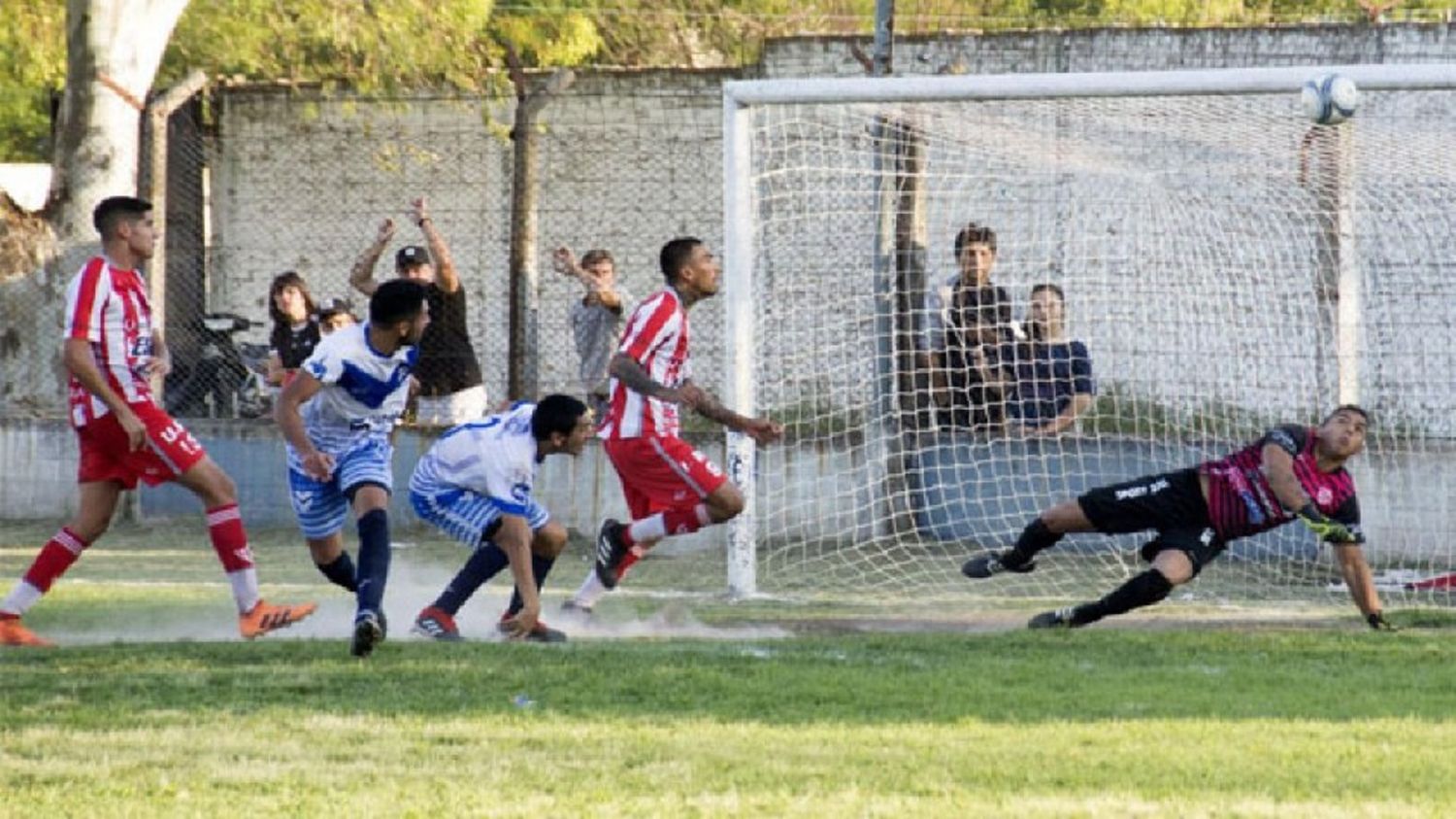 Una agrupación de entrenadores exige cambios para los torneos de ascenso