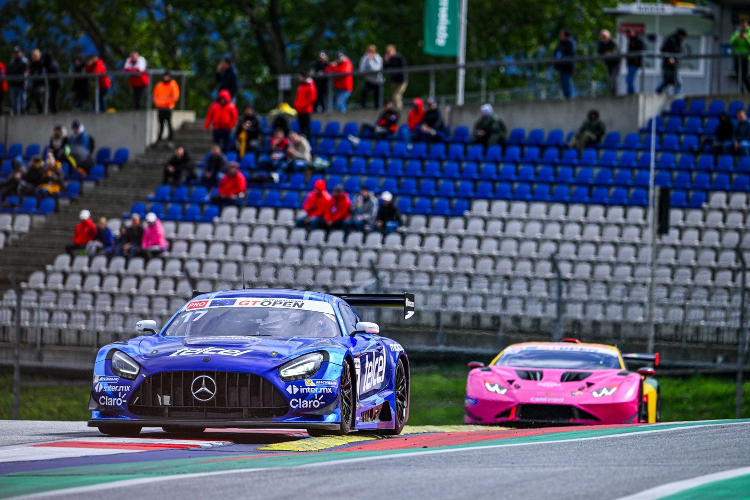 El nuevo auto de Marcos Siebert y Diego Menchaca en Austria