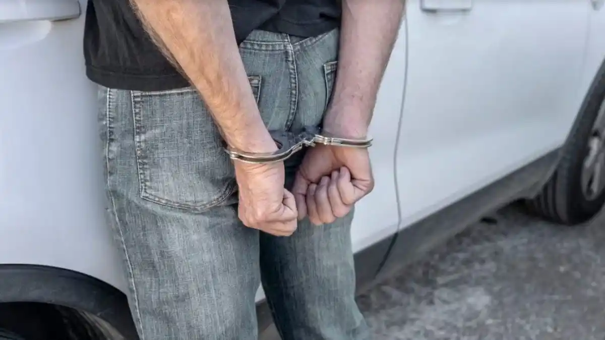 Privaron de libertad a hombre por abusar de una niña mientras dormía