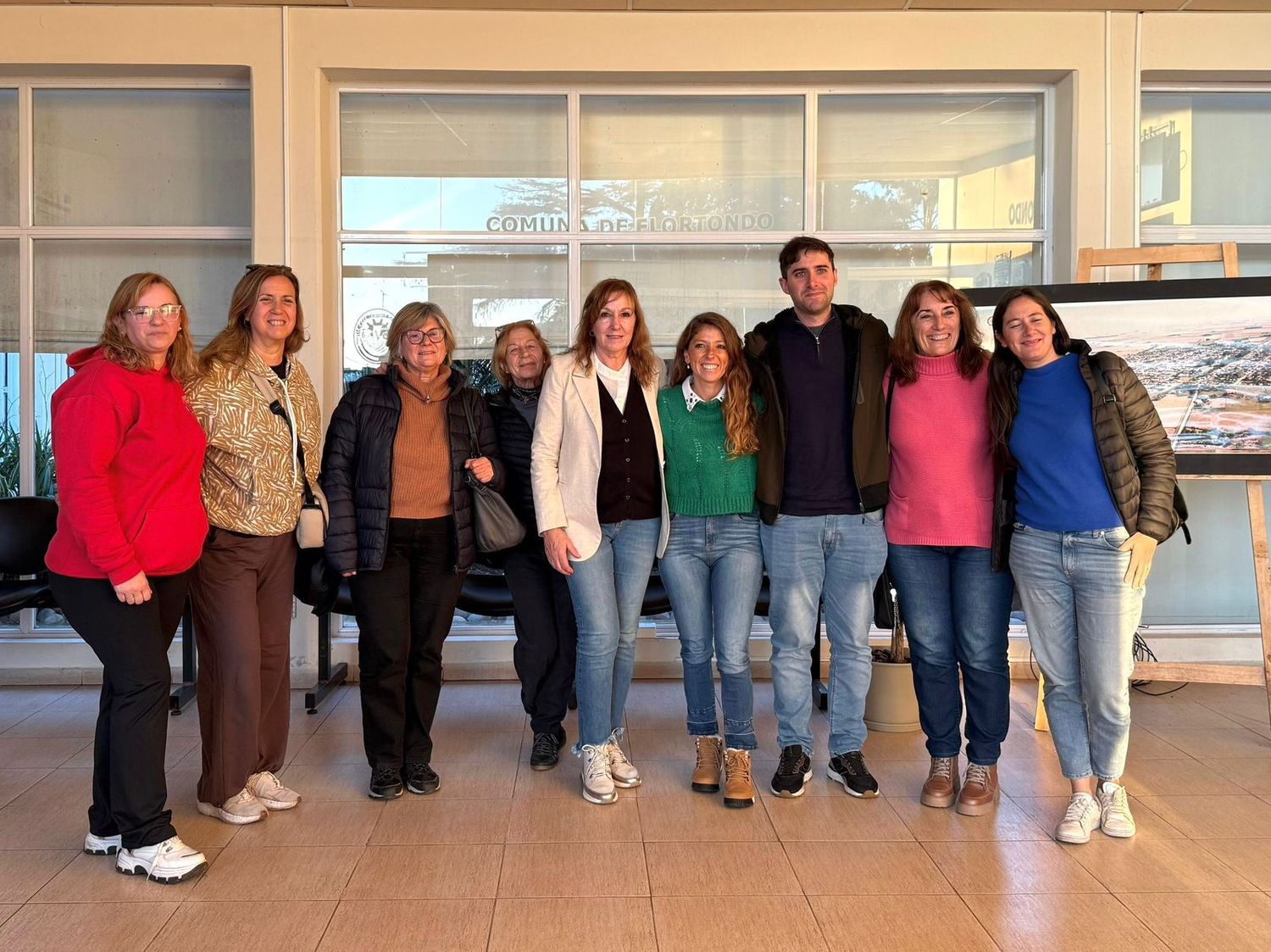 En Elortondo, junto a dirigentes locales, Galnares mantuvo una serie de reuniones con vecinos e instituciones.