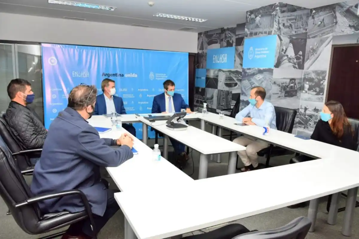 Completarán el 100% de las redes  de agua y cloaca de la ciudad