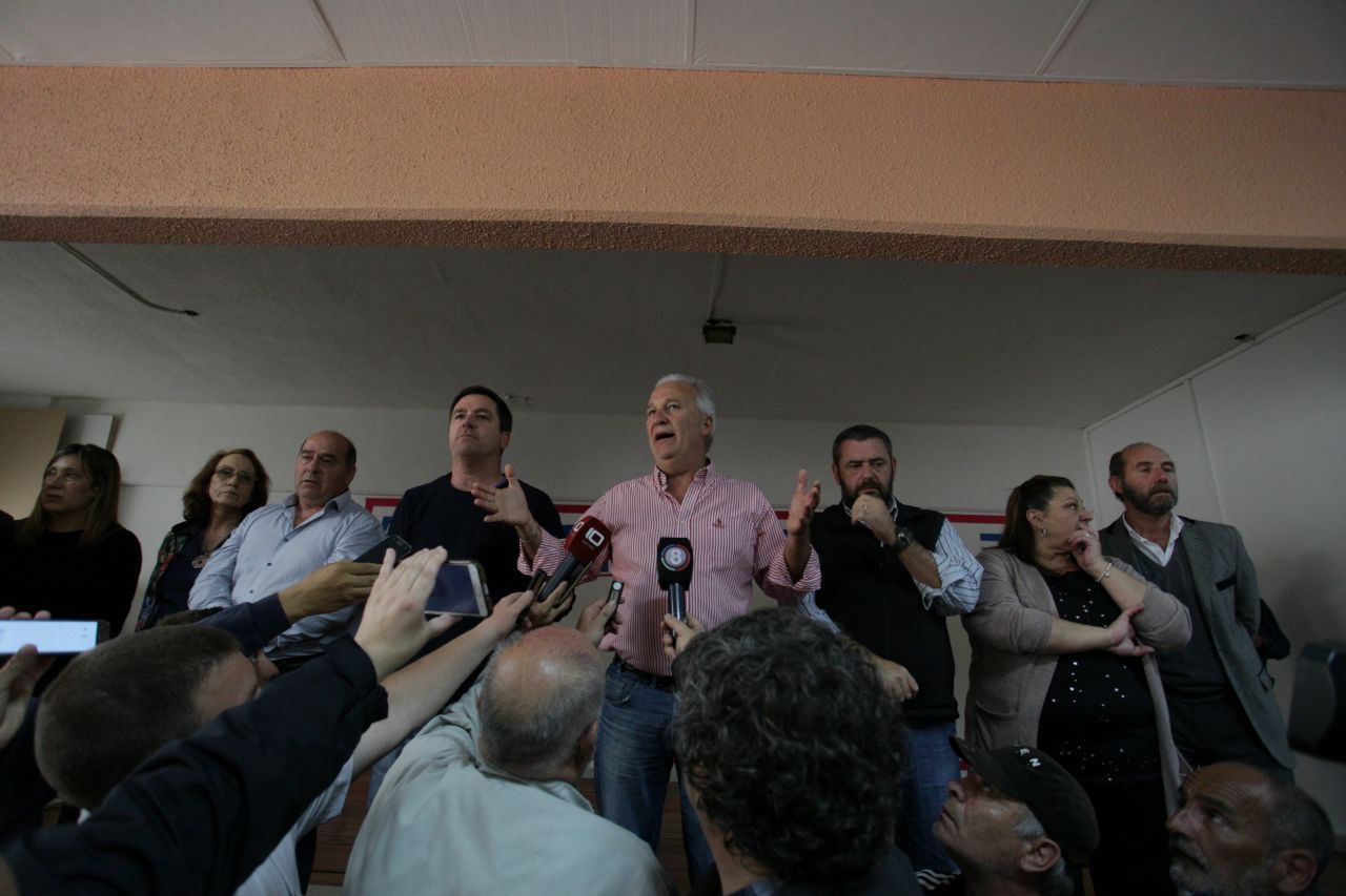 Municipales ratificaron la continuidad de las medidas de fuerza