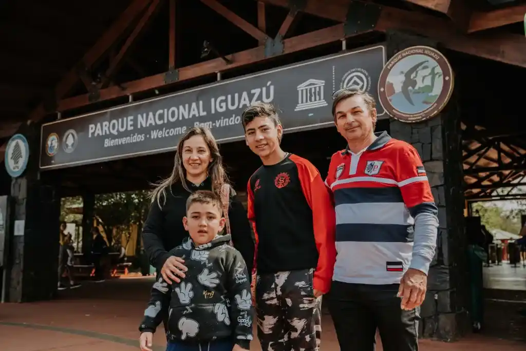 El Parque Nacional Iguazú recibió al turista un millón del 2022