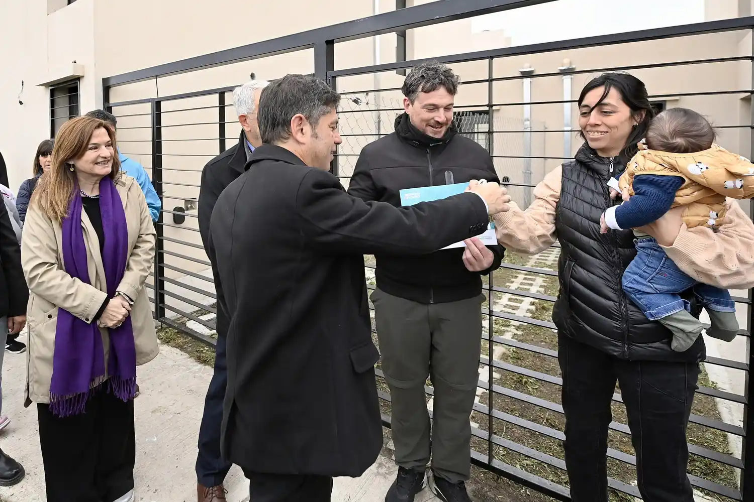Kicillof entró viviendas en La Plata.