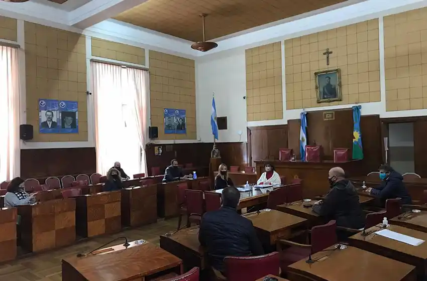 Ya comenzó a funcionar la Comisión Investigadora que podría destituir a un Defensor del Pueblo