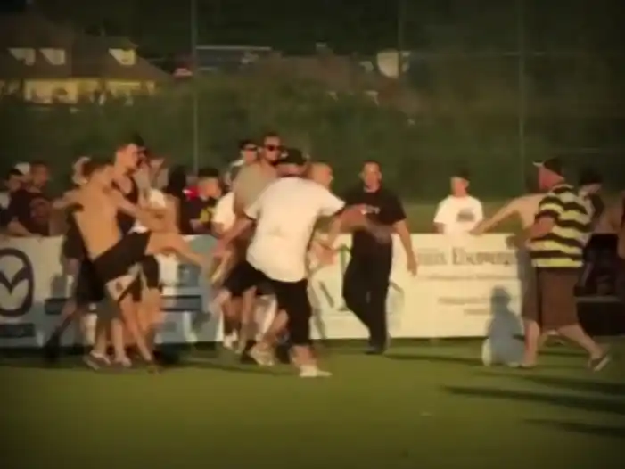 VIDEO: Mirá la pelea entre barras alemanes e ingleses