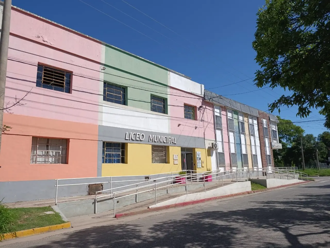 La municipalidad de Sunchales aclaró la situación del Liceo: “No presenta riesgo”