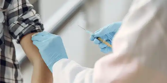 Venezuela NO PUEDE adquirir vacunas de la OPS por deuda de 11 millones de dólares