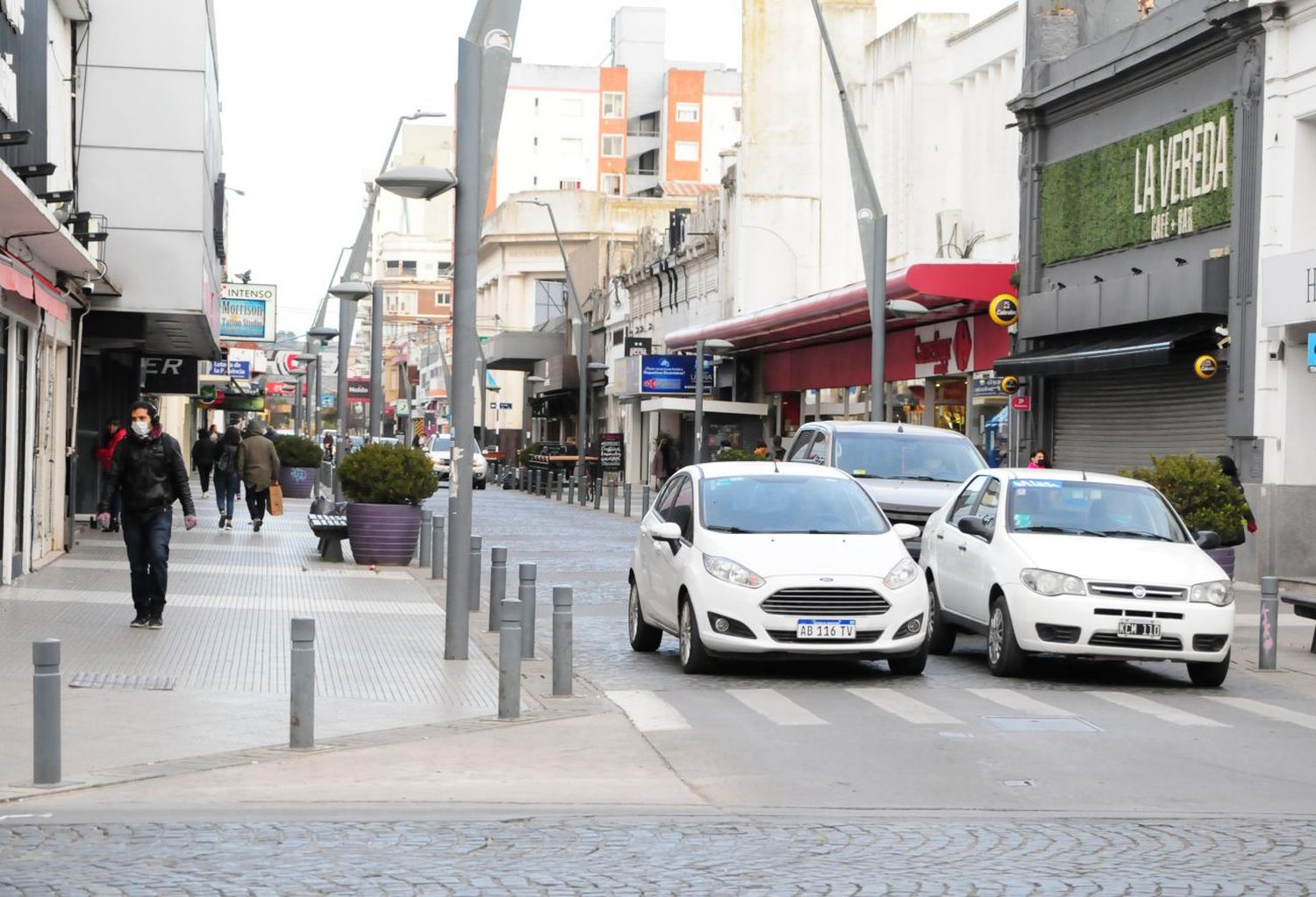Al no llegar a un acuerdo con la Cámara, comerciantes lanzan su propia promoción|Cosas que