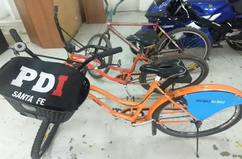 Intentaron robar bicicletas públicas y fueron detenidos