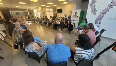 Michel se reunió con docentes terciarios ante la posibilidad de cierre de carreras