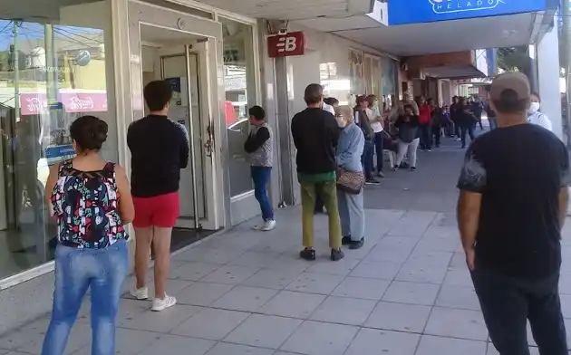 Temporada de Verano: Cambian los horarios bancarios en 91 municipios bonaerenses
