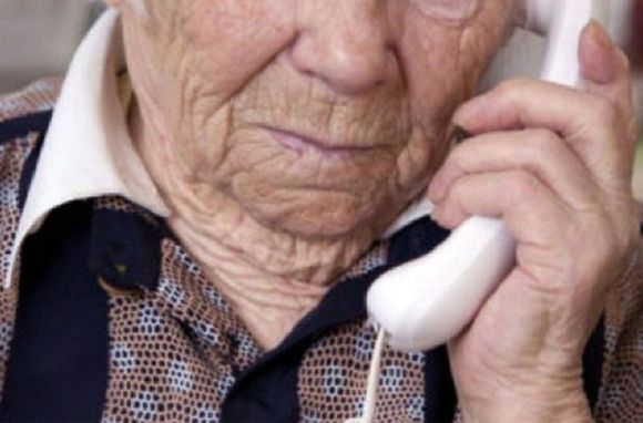 Mediante el cuento del tío le robaron 170 mil pesos a un anciano