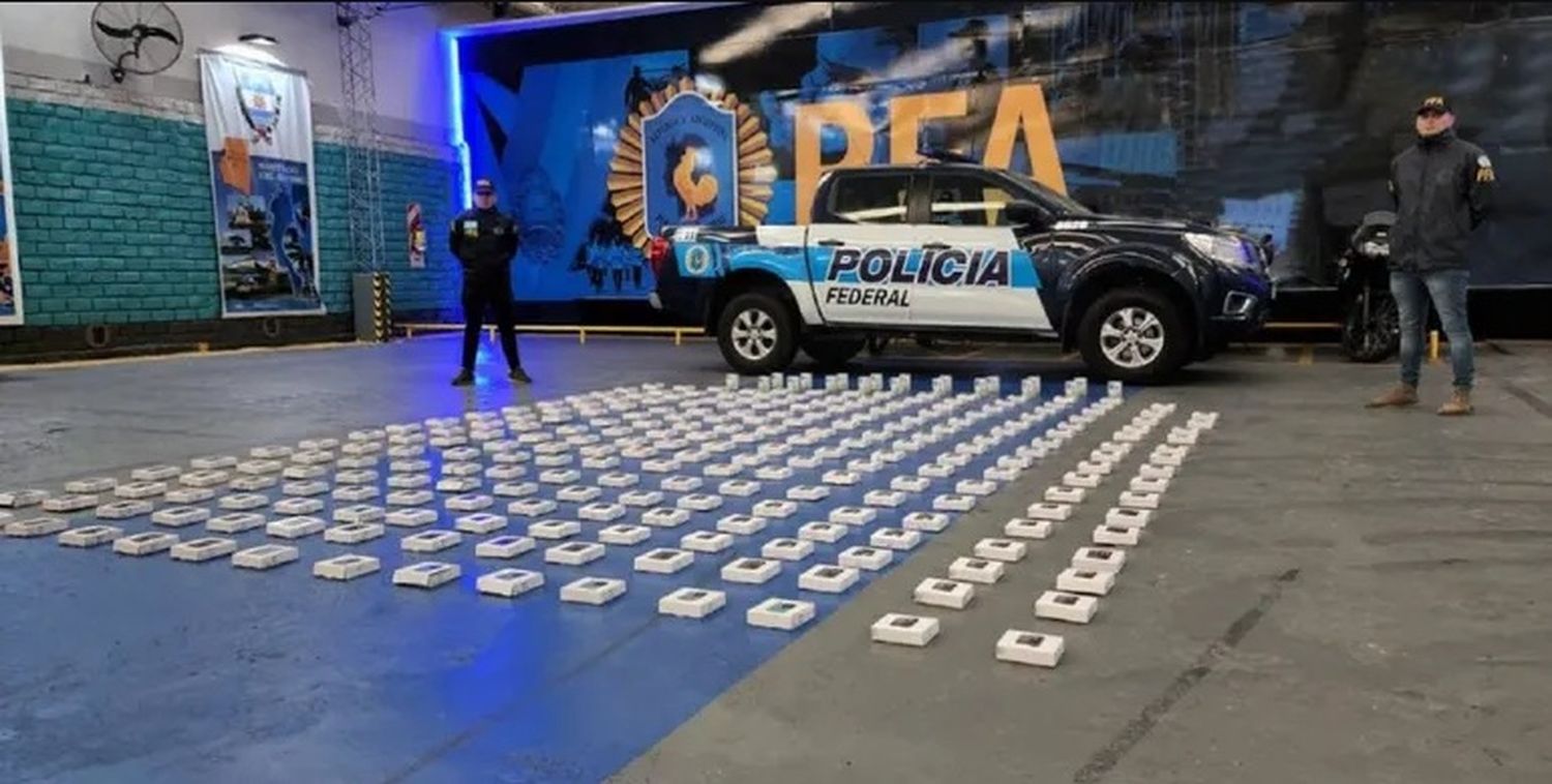 Allanamientos en Entre Ríos por contrabando ilegal de celulares