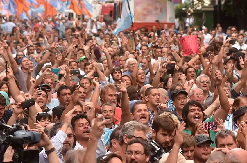 Por la pandemia, Río de Janeiro cancela los desfiles de carnaval 2021