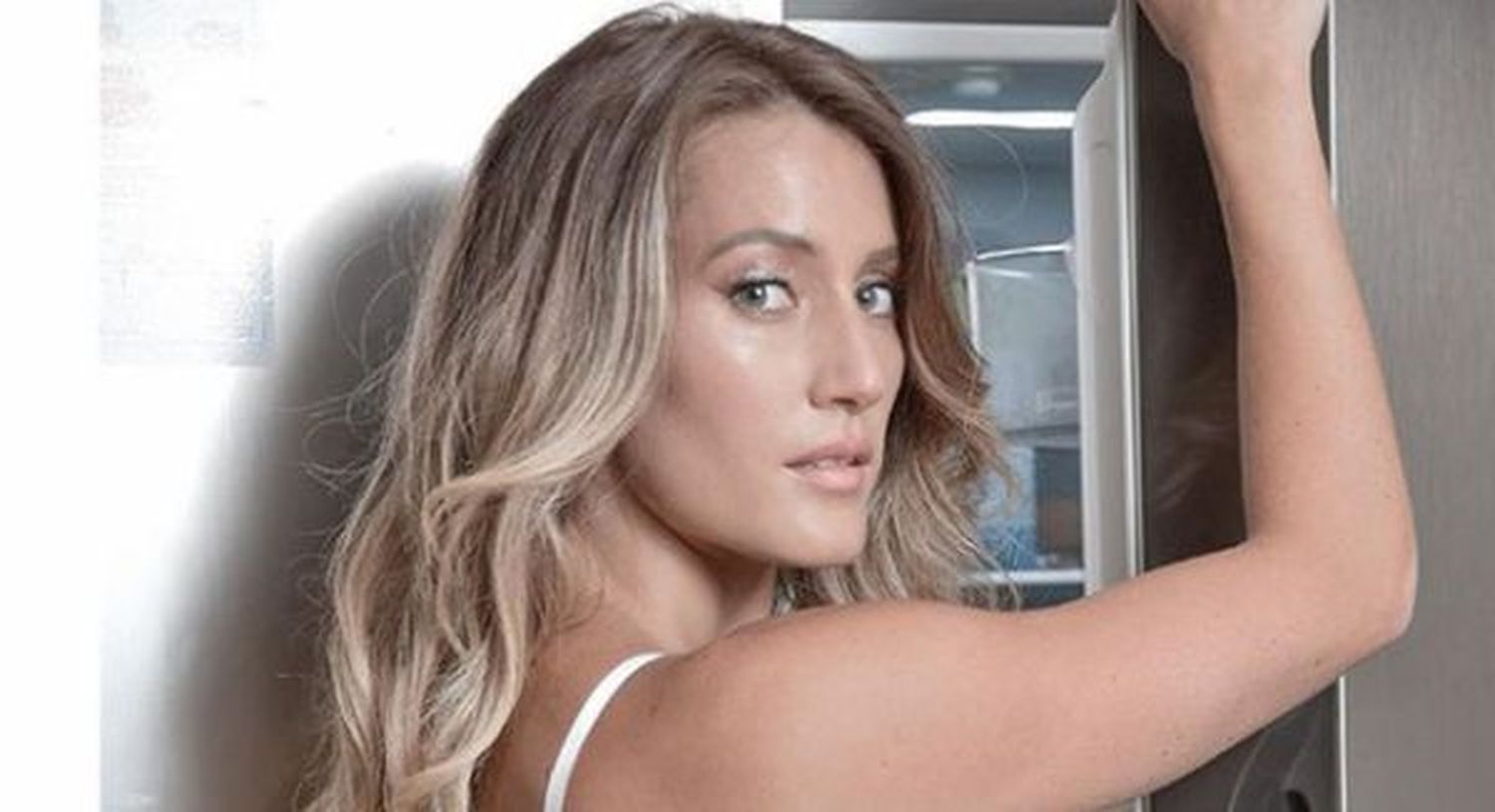 Mica Viciconte se puso un corpiño de encaje 