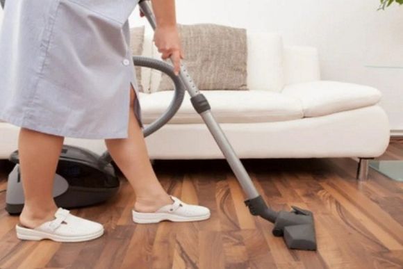 Día de la Empleada Doméstica: cuándo es, cómo se paga y cuánto se cobra si se trabaja en Semana Santa