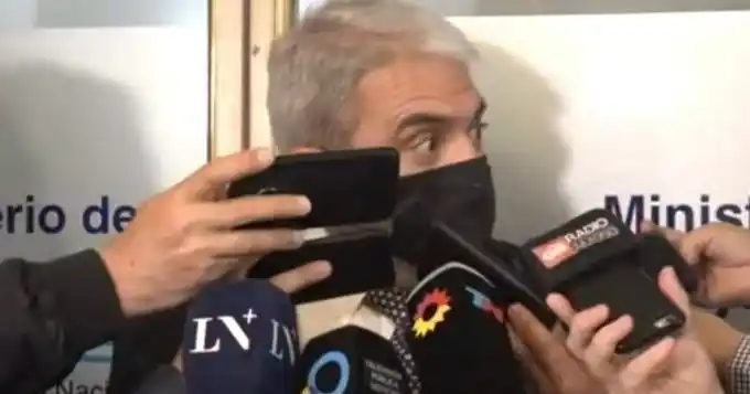 Aníbal Fernández, tras el asesinato del kiosquero: Se enojó con periodistas, contradijo a Berni y criticó a Patricia Bulltich