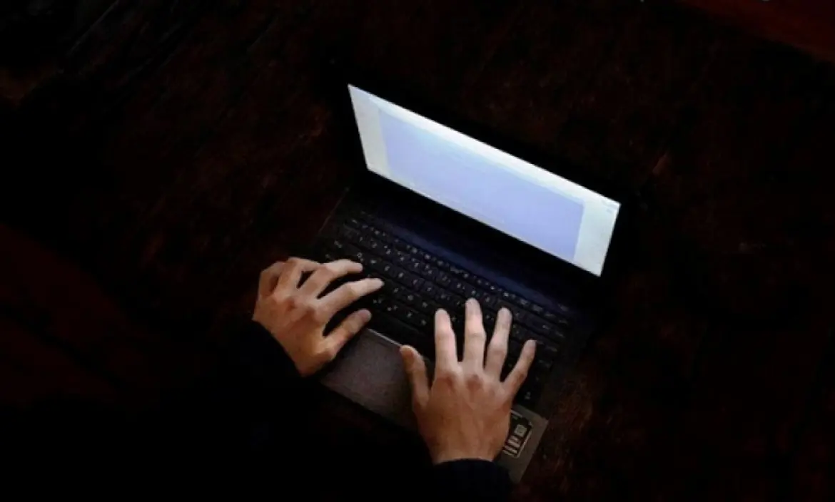 Los estafadores se contactan por teléfono o por mail, simulando sorteos de IOMA, por ejemplo.