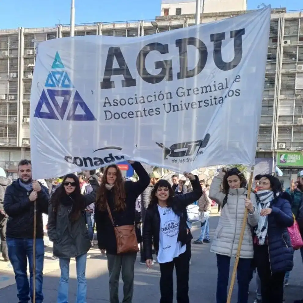 AGDU y Conadu adhirieron al paro docente y marcharán este viernes contra la reforma laboral