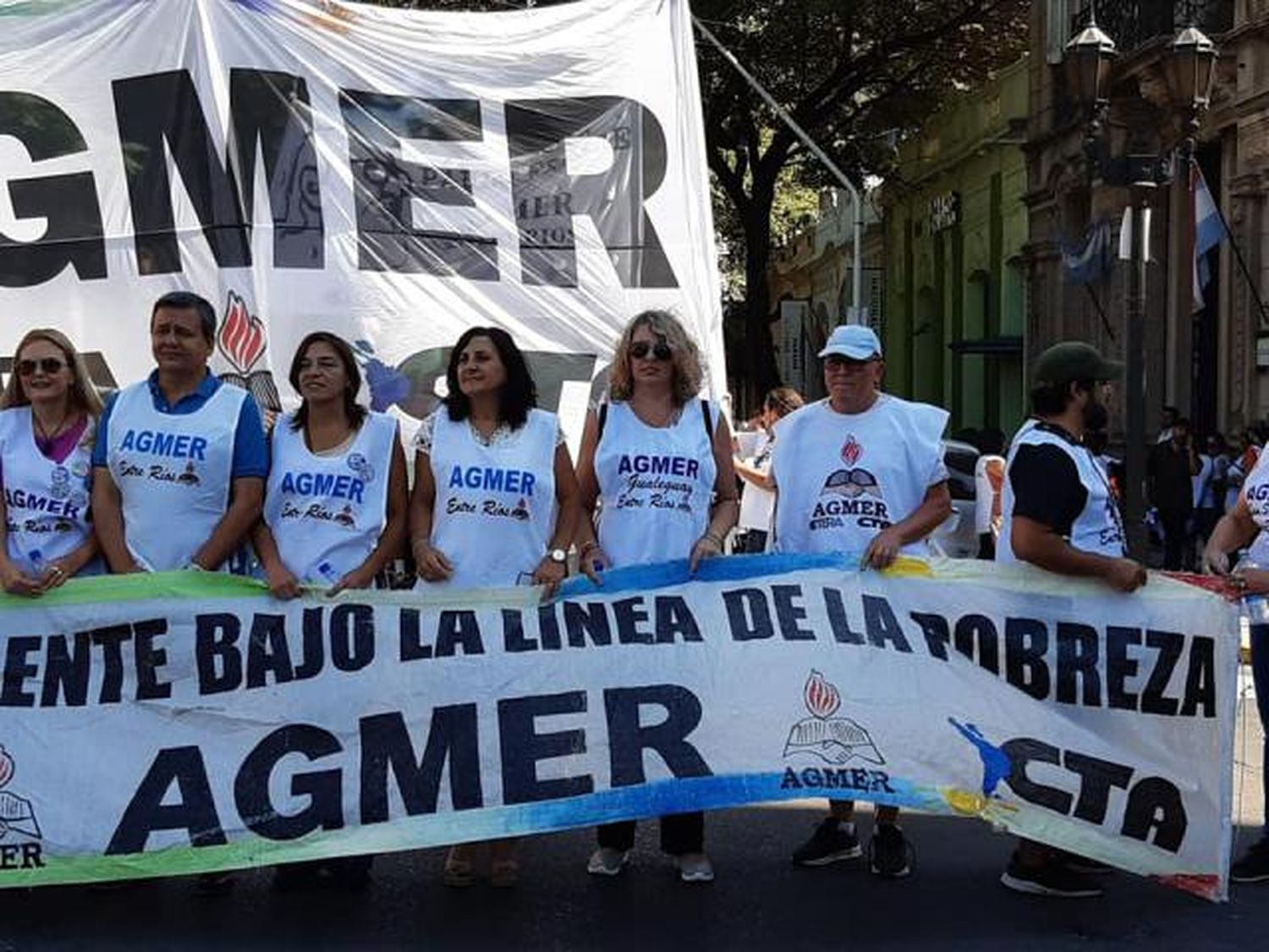 Agmer Gualeguay participó de la movilización por recomposición salarial