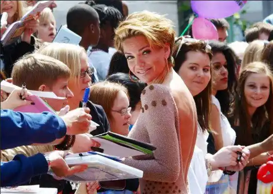 La cantante Sarah Harding fallece a los 39 años