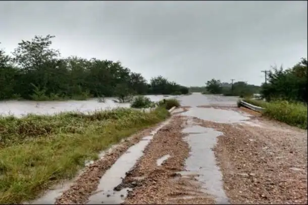 Bordet monitorea la situación de las localidades y caminos afectados por el temporal