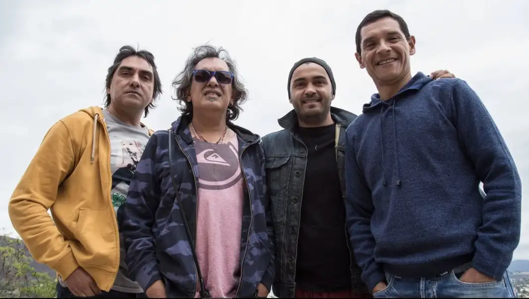 La actuación de Los Nocheros fue suspendida por problemas de salud de uno de sus integrantes