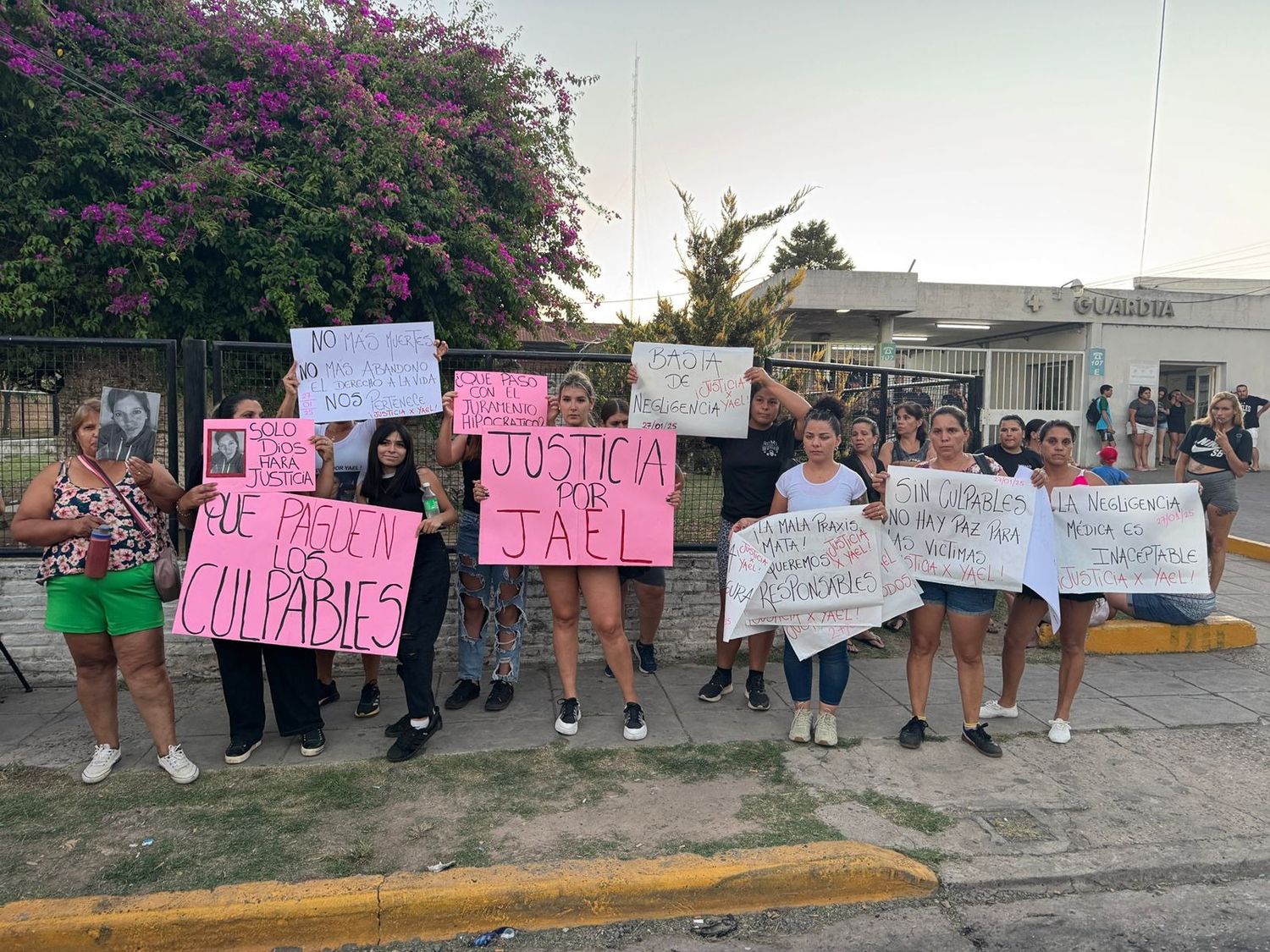 protesta yael hospital