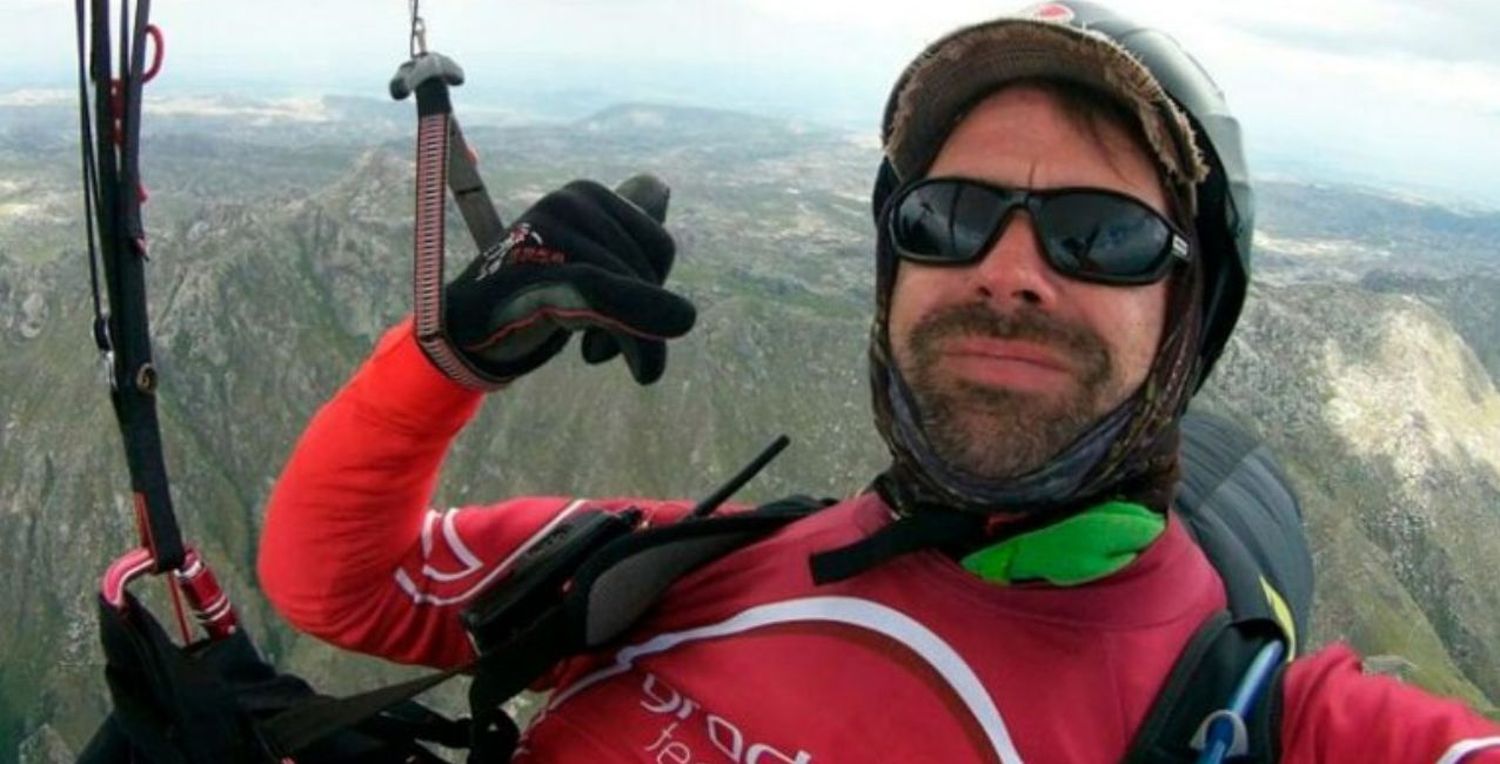 Entre Ríos: un hombre que hacía parapente murió tras caer al río Paraná