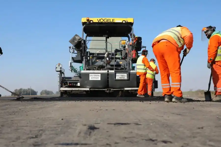 Provincia continúa reparando la Autopista Rosario - Santa Fe