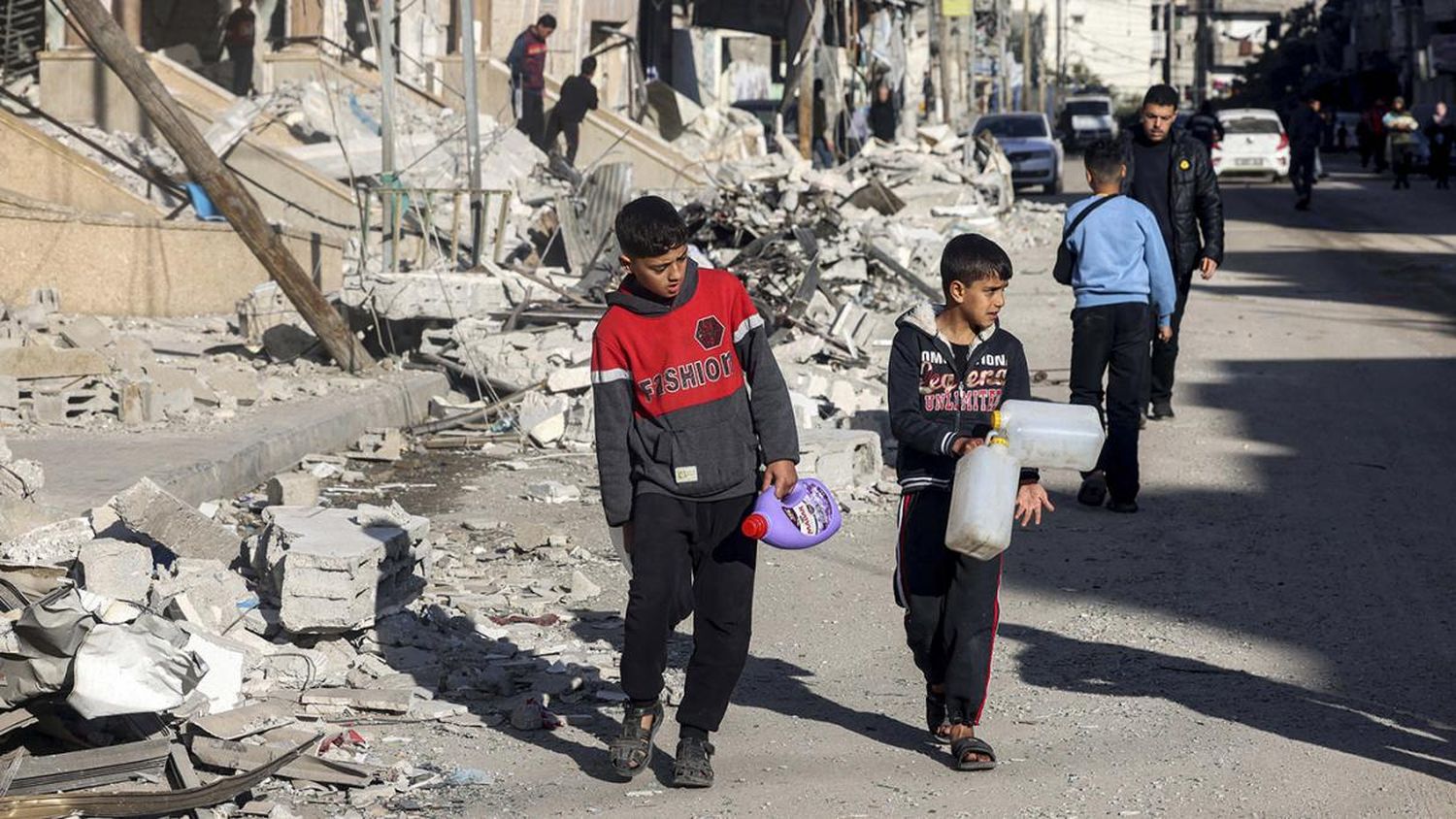 La ONU dejó de repartir ayuda en el norte de Gaza,  donde arrecia la malnutrición infantil