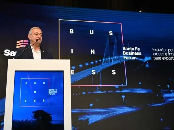 Javkin encabezó la apertura del Santa Fe Business Forum: