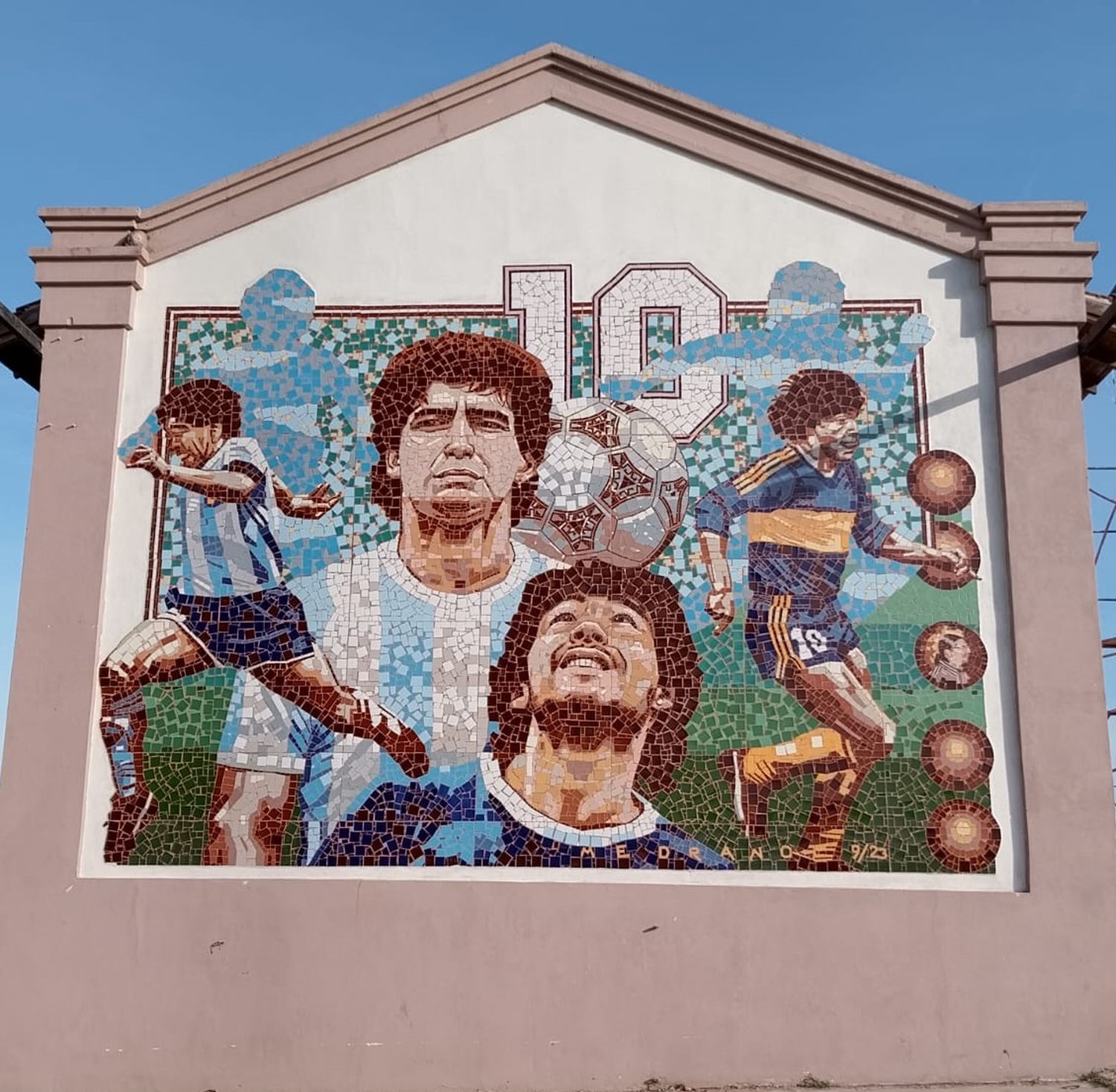 El mural del Diego que mira el país