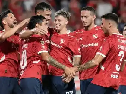 Independiente le ganó a Vélez y se afirma en la punta de la LPF