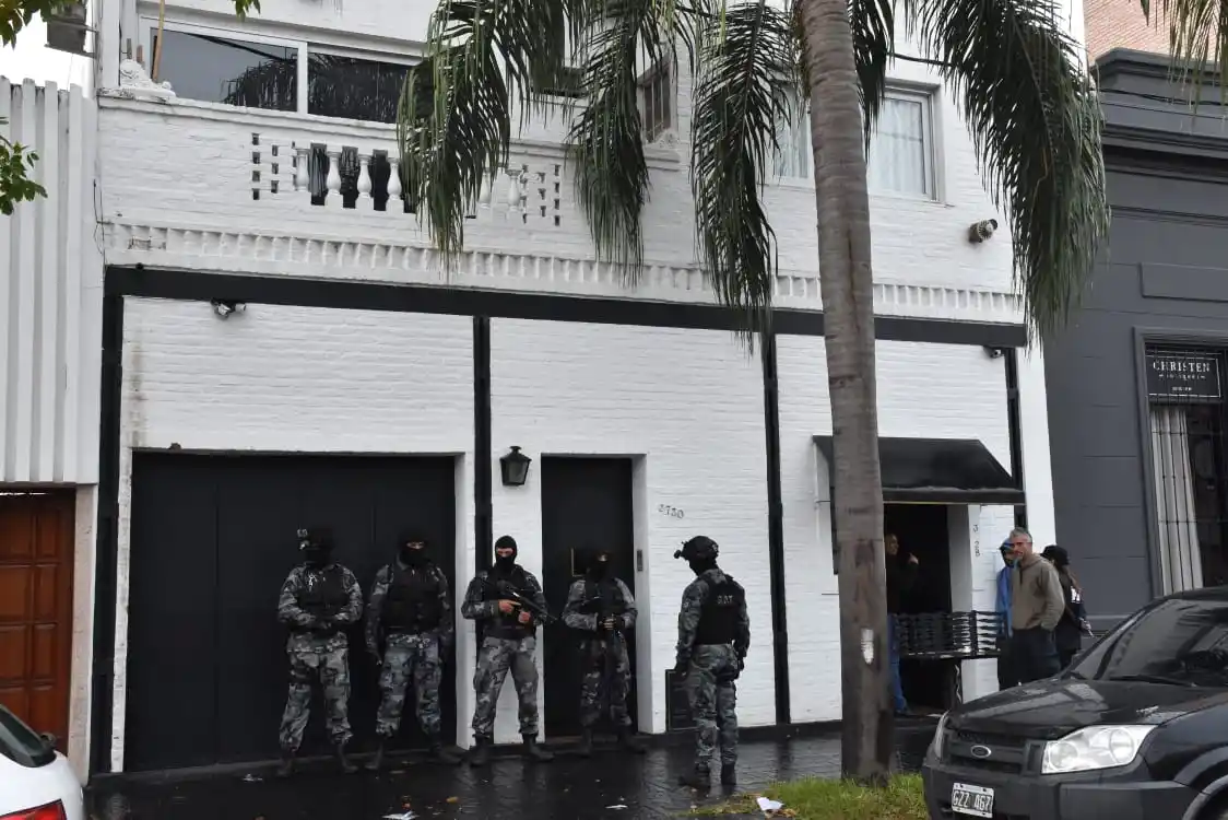 Allanamientos y detenidos por estafas a una mutual