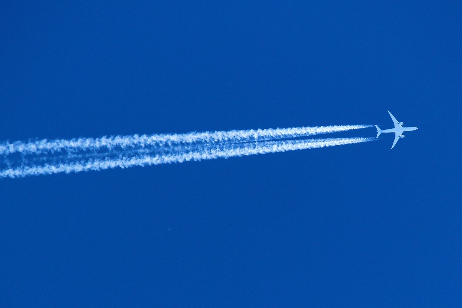 Cambio climático y seguridad aérea: EASA lanza nueva iniciativa para mitigar el impacto