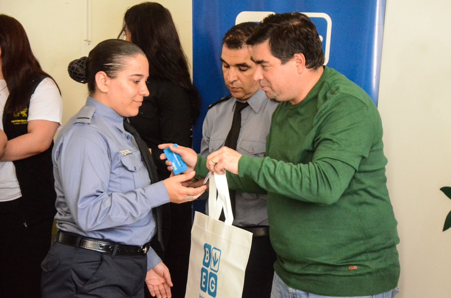 El gobierno de Reconquista entregó los Boletos educativos gratuitos a los cadetes beneficiarios del programa
