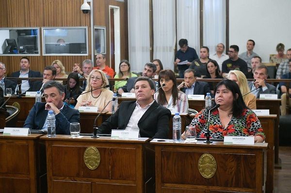 El Bloque de senadores del PJ instó a Frigerio a defender los intereses de los entrerrianos