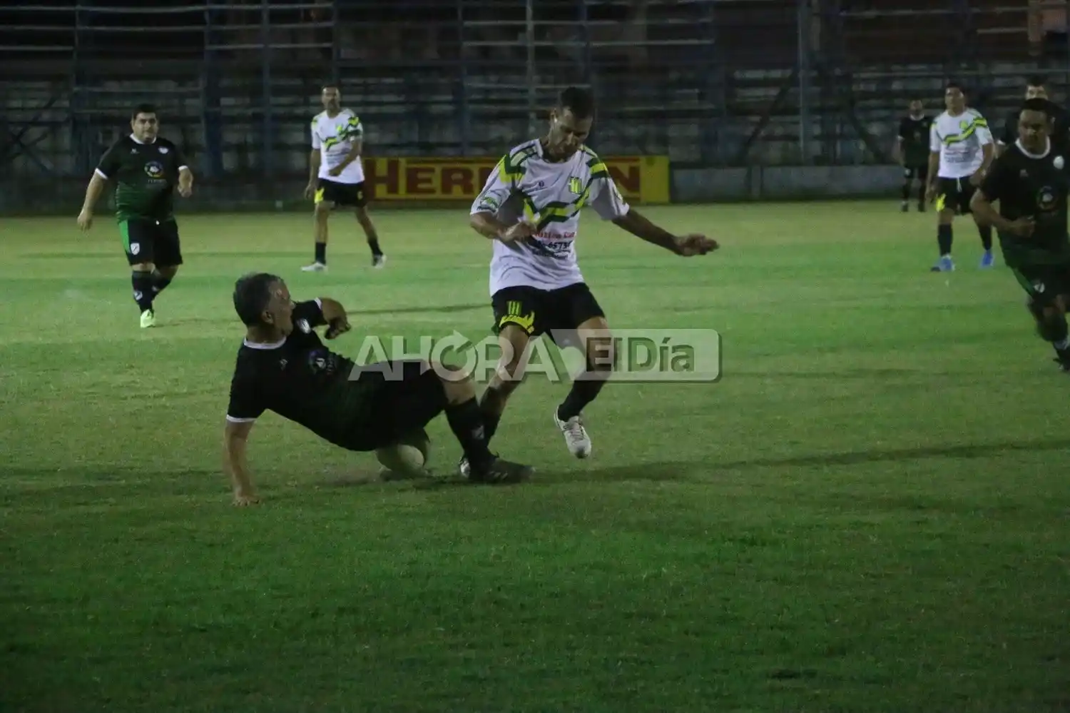 Buen comienzo de la Copa Gualeguaychú Senior con goles en todos los partidos
