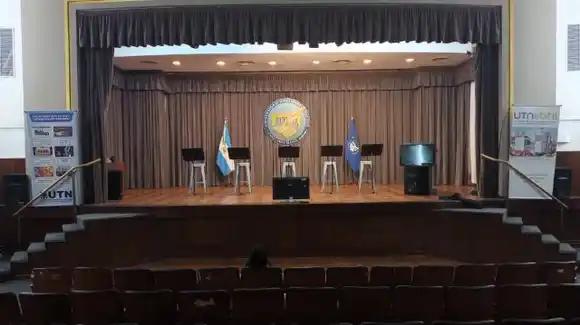 Los candidatos a intendente de Bahía Blanca debaten sobre cinco ejes temáticos con la posibilidad de derecho a réplica