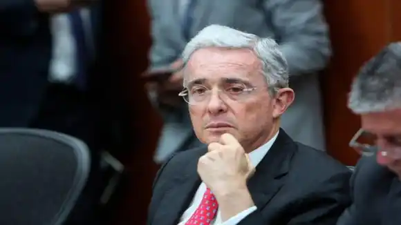 NEGARON TUTELA: Corte de Colombia mantiene la condición de imputado a Álvaro Uribe Vélez