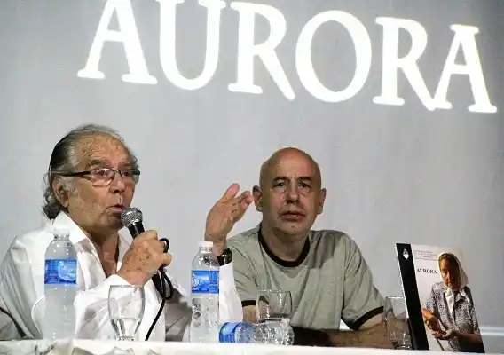 “El libro ha tenido una muy buena recepción en Gualeguaychú”