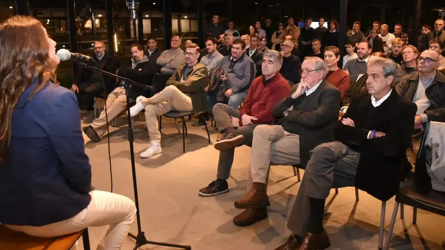 El Cluster Tecnológico de Tandil impulsa la inteligencia artificial y la innovación en Flama.