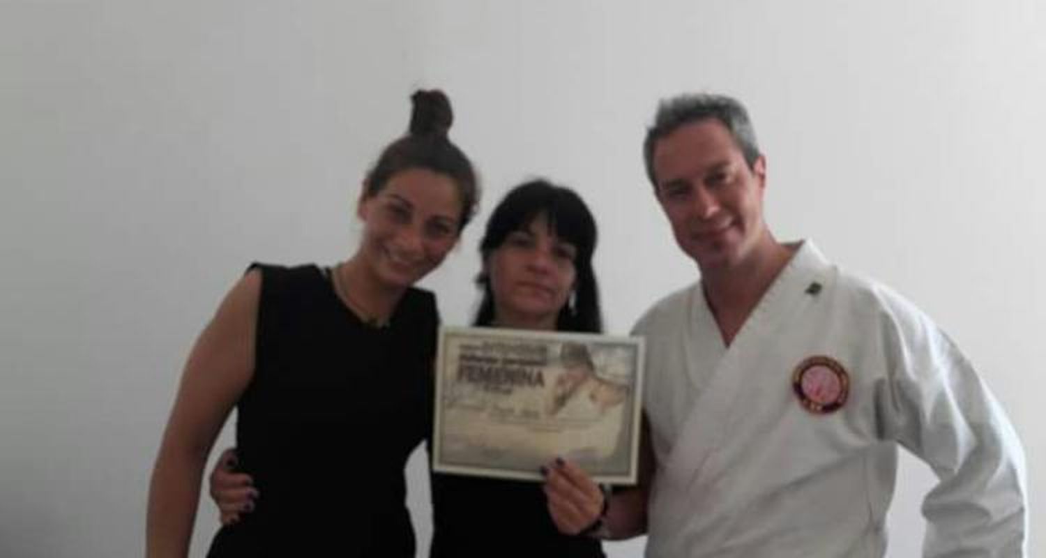 Clases de defensa personal  para mujeres en el Estadio