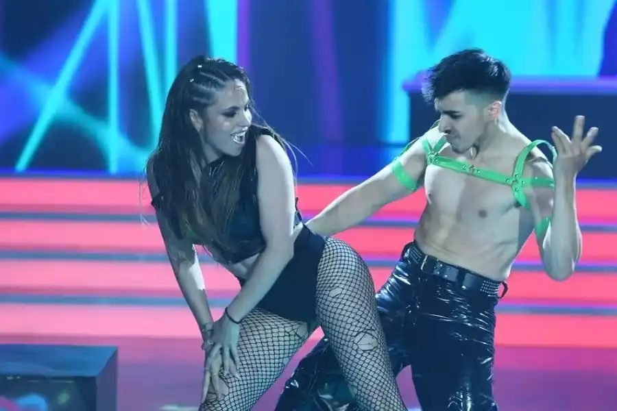 El topless de Romina Uhrig que dividió al jurado en el Bailando 2023