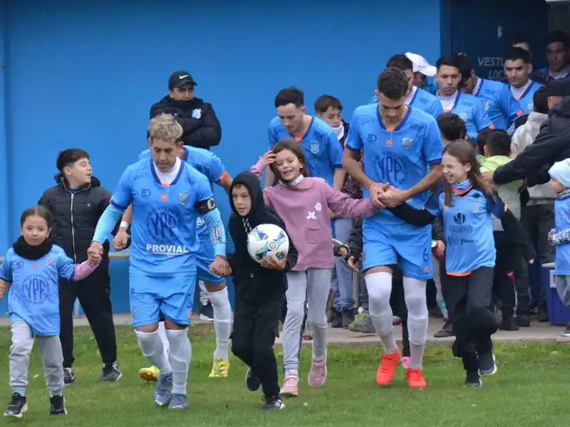 El “9” de Morteros pasó a la final en la zona Norte