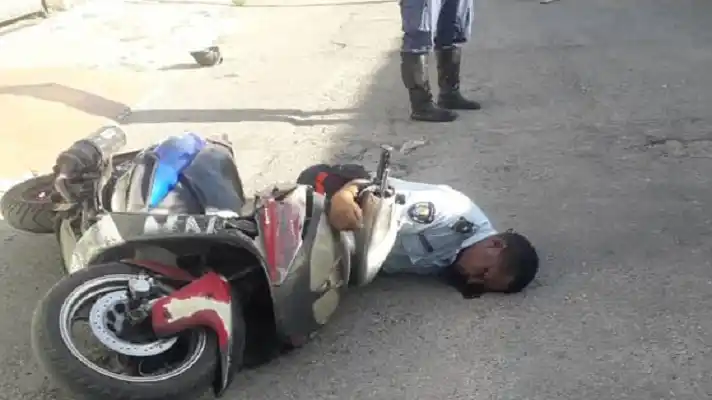 Llevaba de parrillero a su propio asesino: MATAN DE UN BALAZO a funcionario de Poliaragua