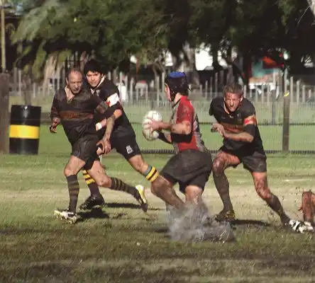  Central Entrerriano copó el Parque y se quedó con el clásico